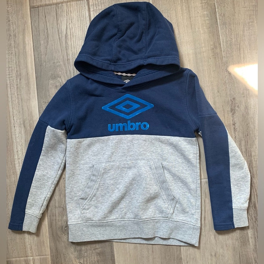 Umbro Boy Pullover Hoodie.